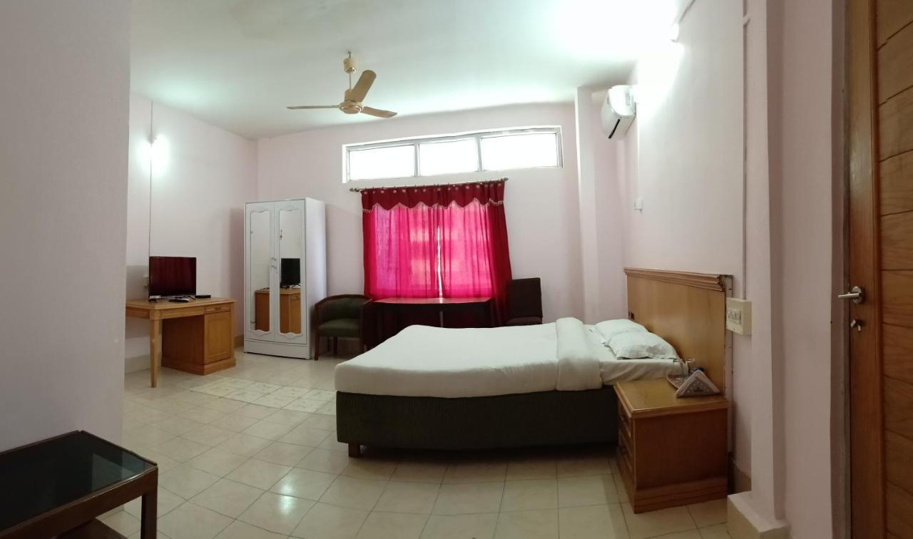 The Regency Hotel Dibrugarh Exterior foto